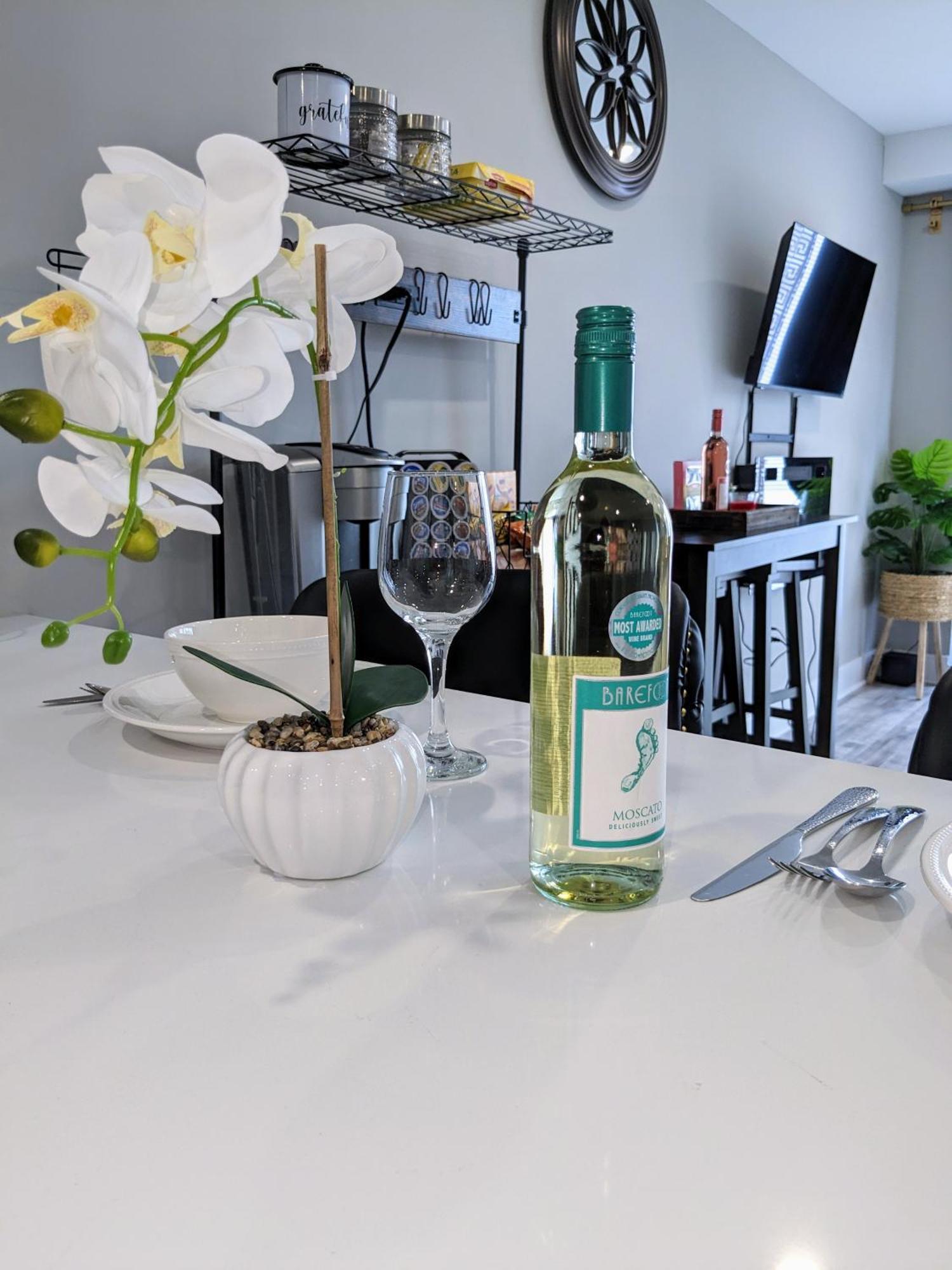 Апартаменти 2Br-2Ba Luxy Dendrobium Oasis, Pet Friendly, Family Friendly, Free Parking & Balcony Філадельфія Екстер'єр фото